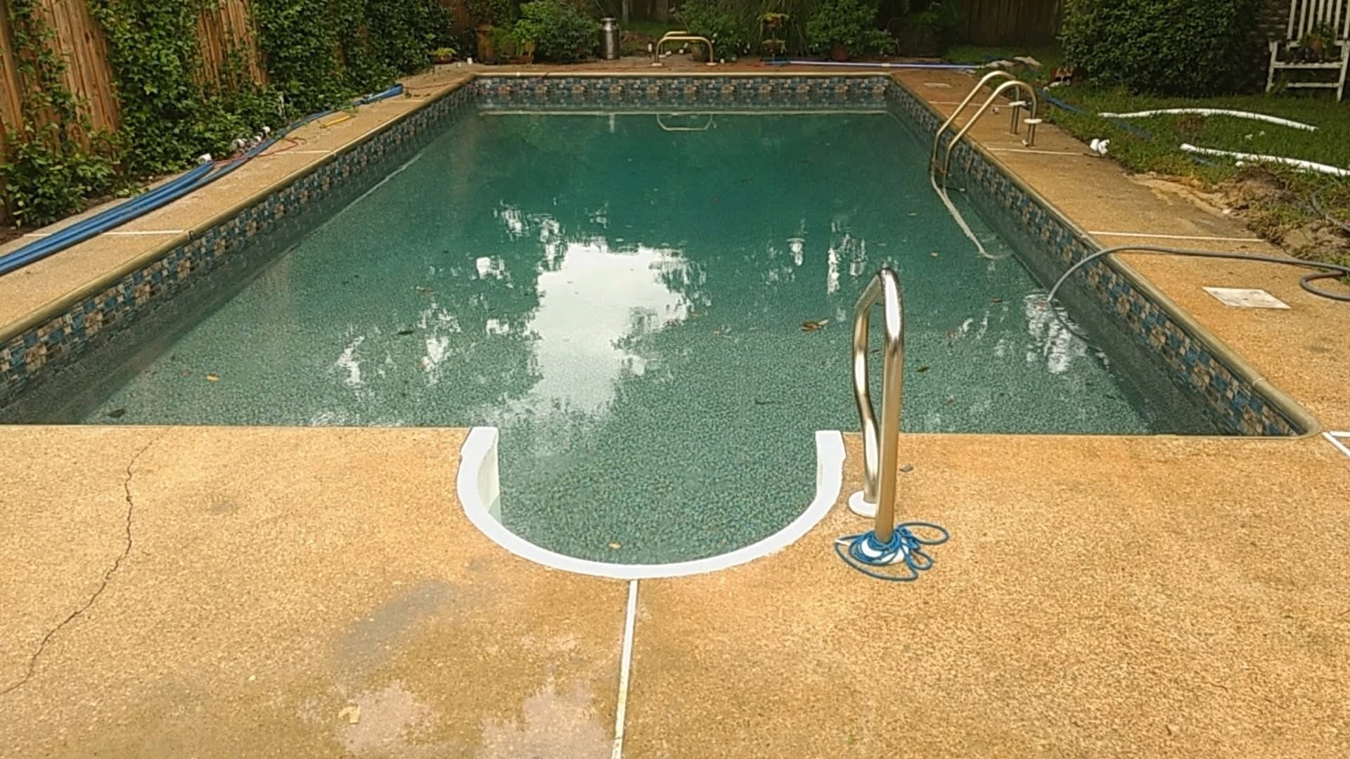 pool liner installation